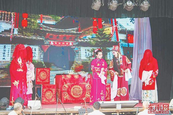 杭州火车站哪里有站大街的—翻译—官价,杭州火车站内有什么好吃的